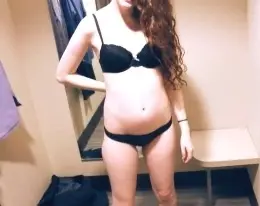 Dude with his curly red -haired girl fucks in the fitting room (entry of privat from Tidecallernami)